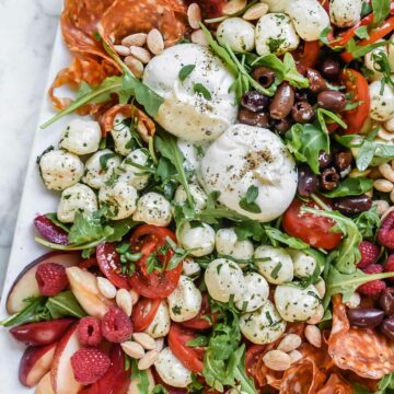 How to Make a Caprese Salad Platter | foodiecrush.com