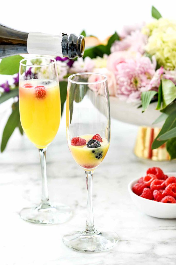 How to Make the Best Mimosa | foodiecrush.com #mimosa #bar #brunch #champagne