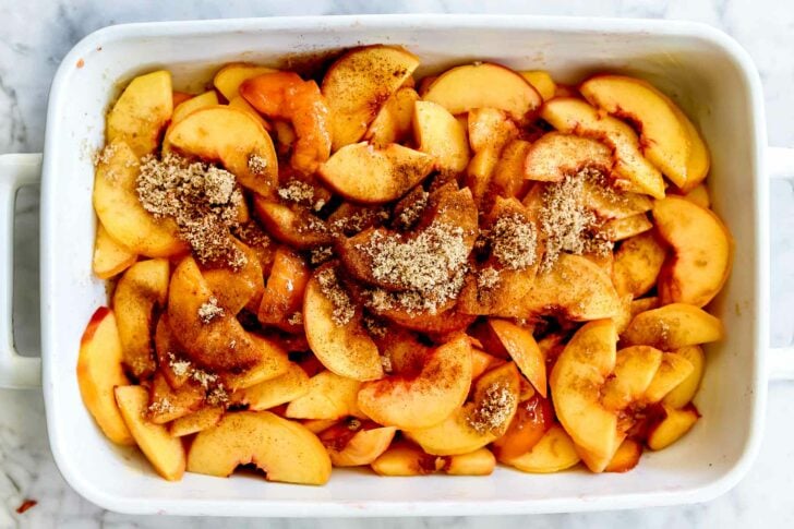 How to Make the Best Peach Cobbler | foodiecrush.com