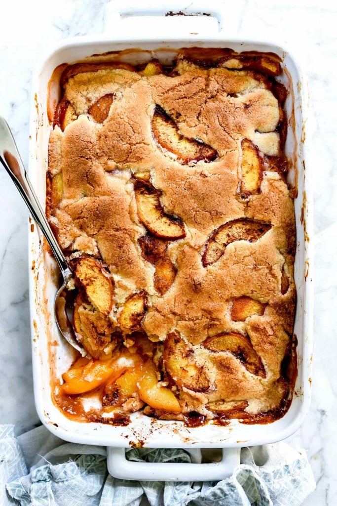 How to Make the Best Peach Cobbler | foodiecrush.com