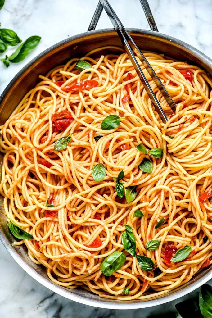 Quick Pasta Pomodoro Sauce | foodiecrush.com