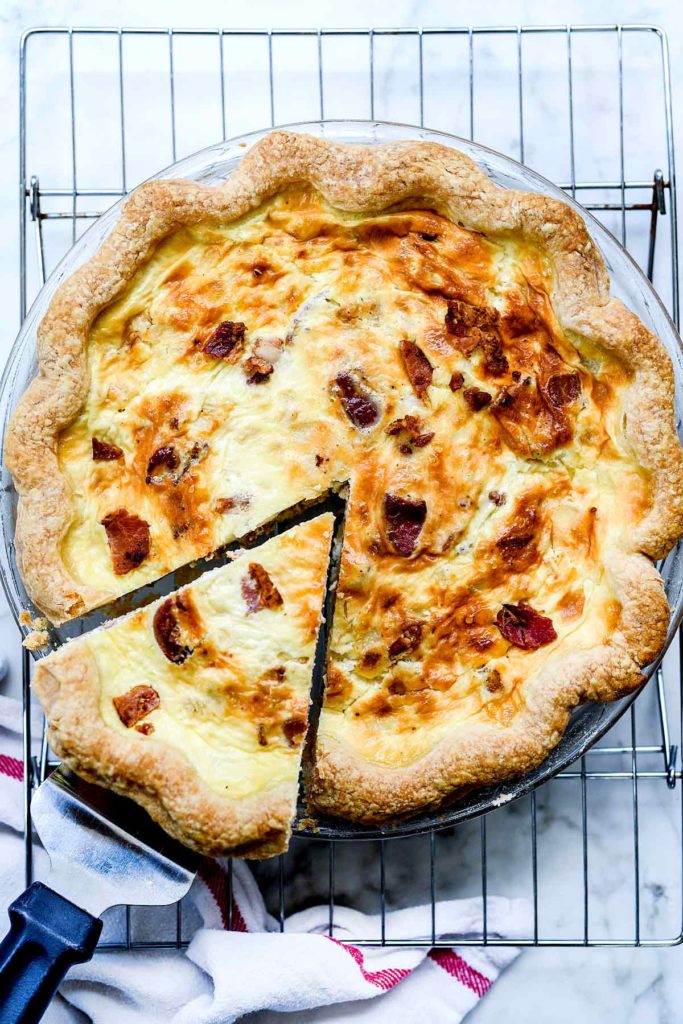 Easy Quiche Lorraine Recipe | foodiecrush.com #quiche #easy #recipes #classic #best 